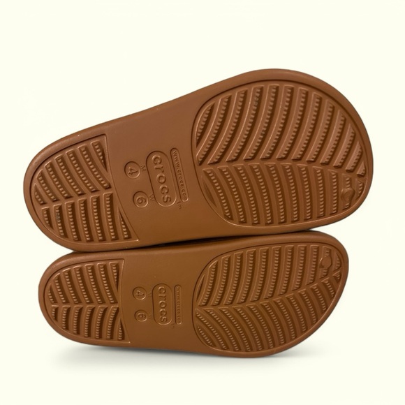 Croc’s Cognac Dylan Clog - Picture 3 of 3